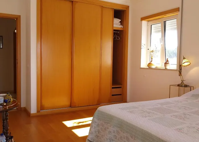 Casa Da Alegria Boutique Guest 5* 卡尔达斯达·赖尼亚